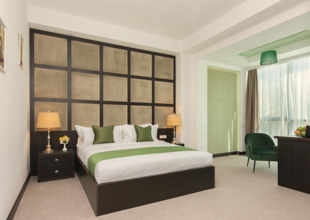 Dave Hotel Ереван Экстерьер фото
