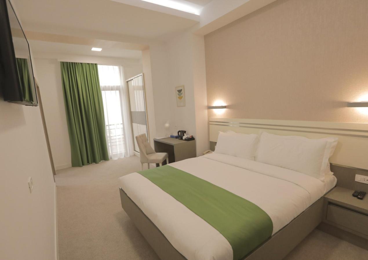 Dave Hotel Ереван Экстерьер фото